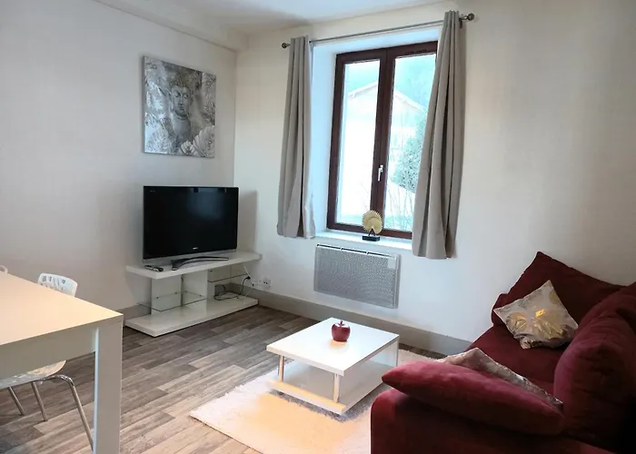 Les Iris, Au Calme, Proche Du Centre *